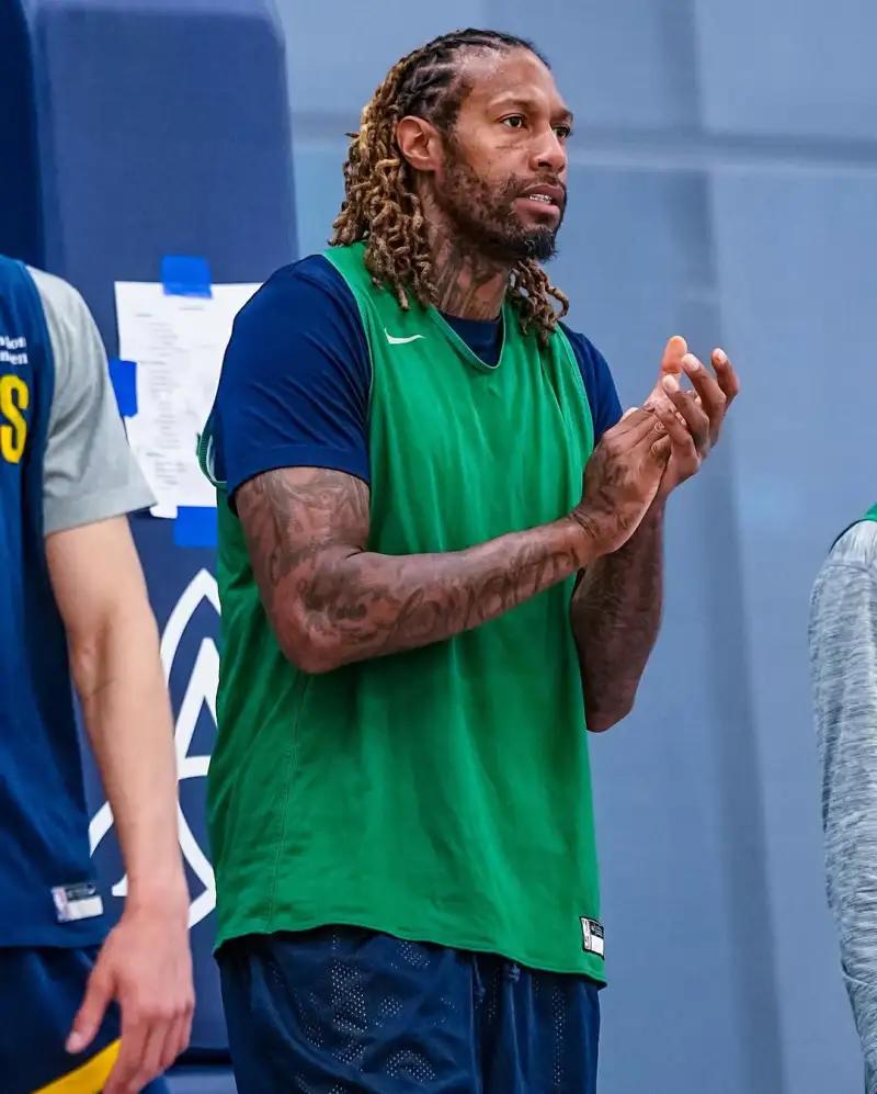 英雄联盟S15-转会期纽约尼克斯备战欧联，战术微调细节曝光，震撼外界，年轻球员得到机会的简单介绍